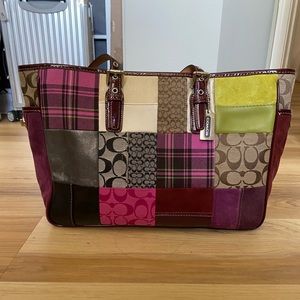 coach patchwork y2k bag. comes with matching detachable wallet
